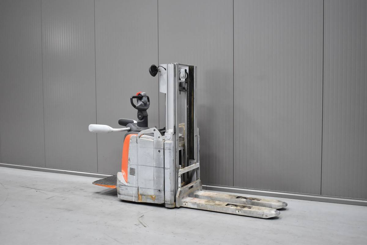 Toyota SPE 120L Gebrauchtstapler Kaufen