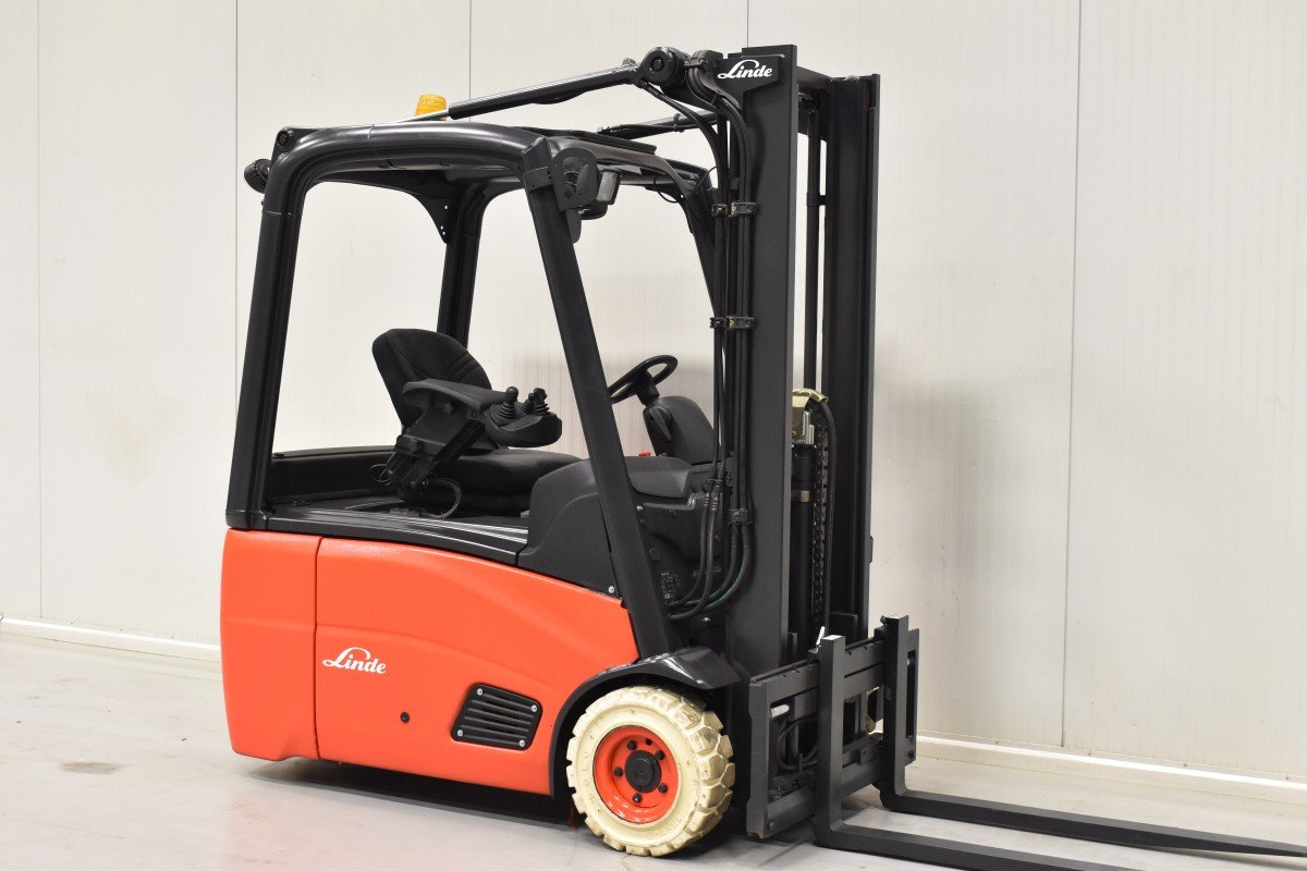 Gabelstapler Gebraucht kaufen – Linde E 16-01 mit Elektro in Deutschland
