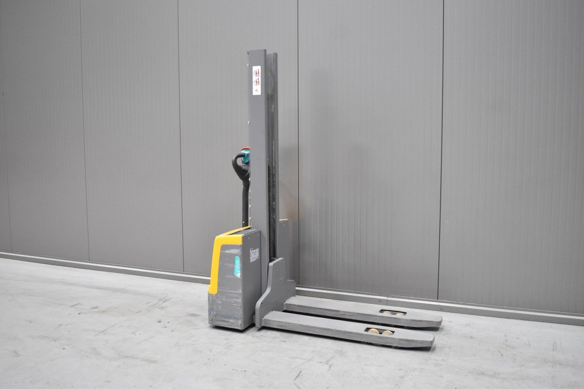 Gabelstapler Gebraucht kaufen – Jungheinrich EJC M10 mit Elektro in Österreich