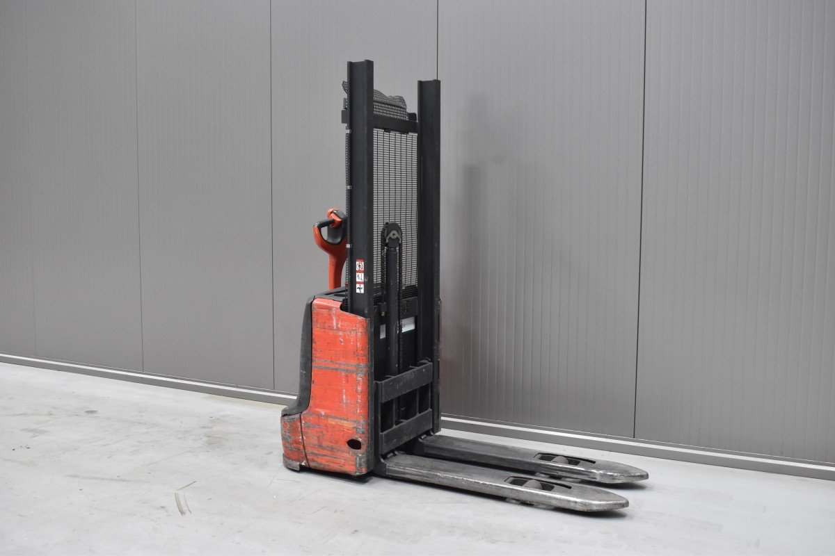 Gabelstapler Gebraucht kaufen – Linde L 10 mit Elektro in Österreich