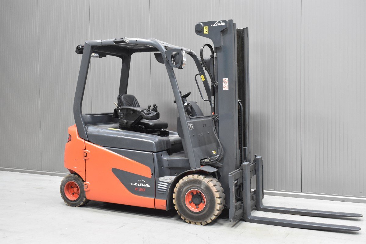 Gabelstapler Gebraucht kaufen – Linde E 30 S mit Elektro in Österreich