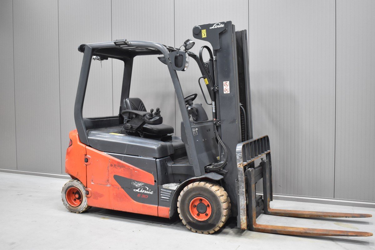 Gabelstapler Gebraucht kaufen – Linde E 30 S mit Elektro in Österreich