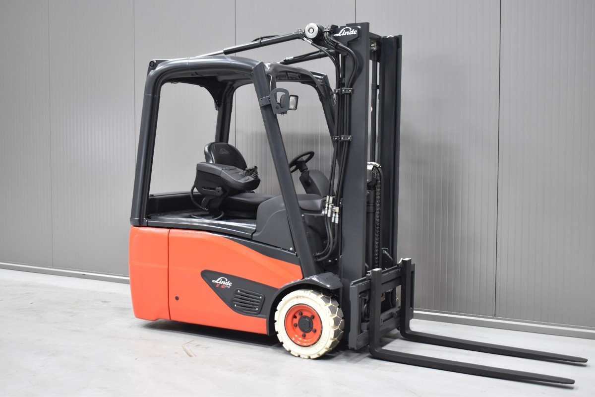Gabelstapler Gebraucht kaufen – Linde E 16 - 02 mit Elektro in Österreich