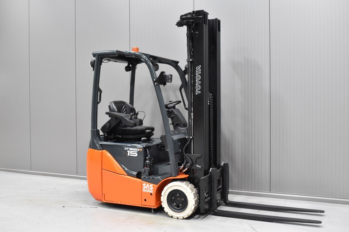 Gabelstapler Gebraucht kaufen – Toyota 8FBE15T mit Elektro in Österreich