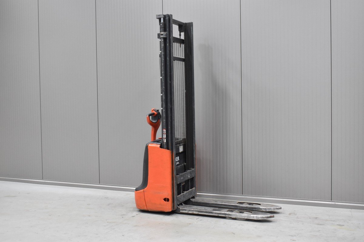 Gabelstapler Gebraucht kaufen – Linde L 10 mit Elektro in Österreich