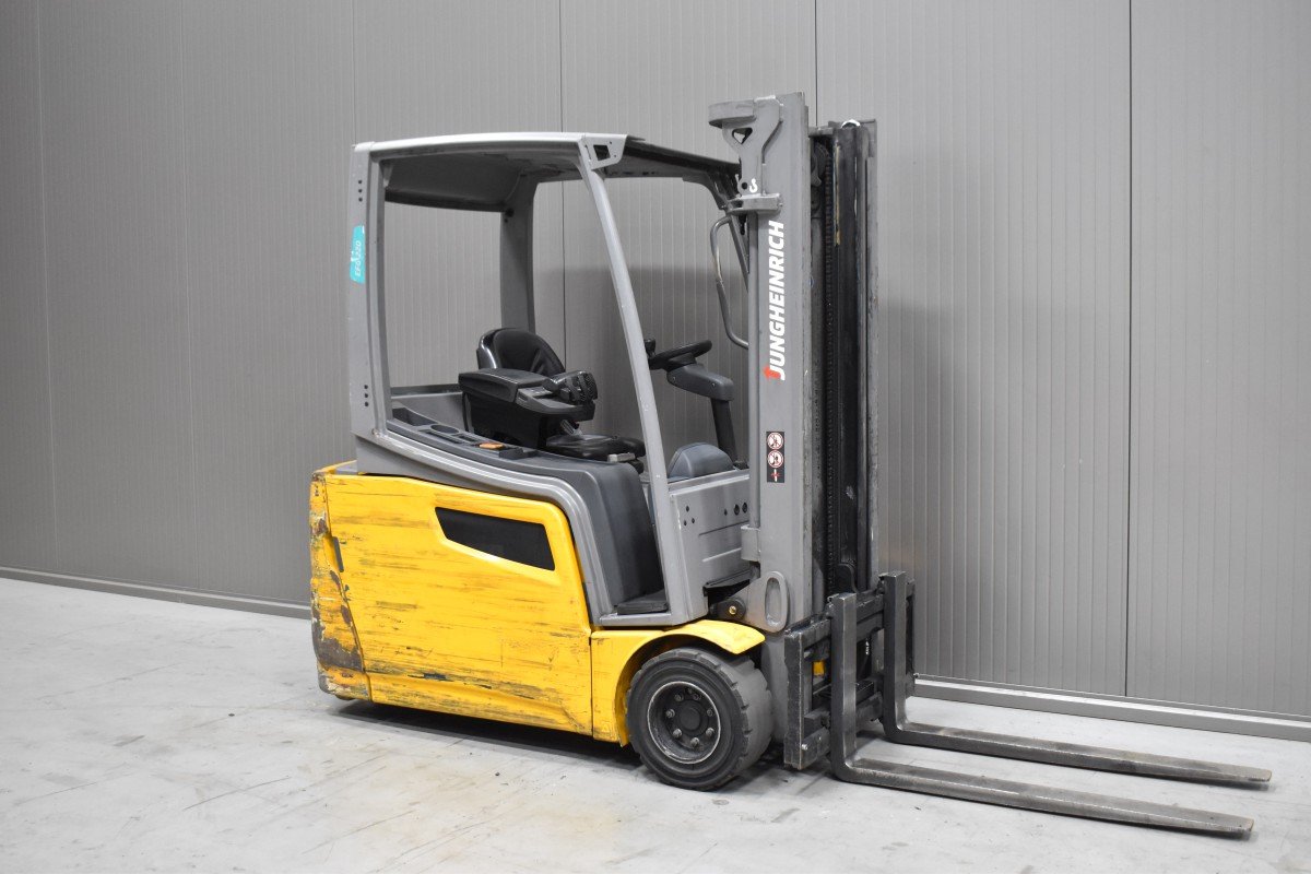 Gabelstapler Gebraucht kaufen – Jungheinrich EFG 220 mit Elektro in Österreich