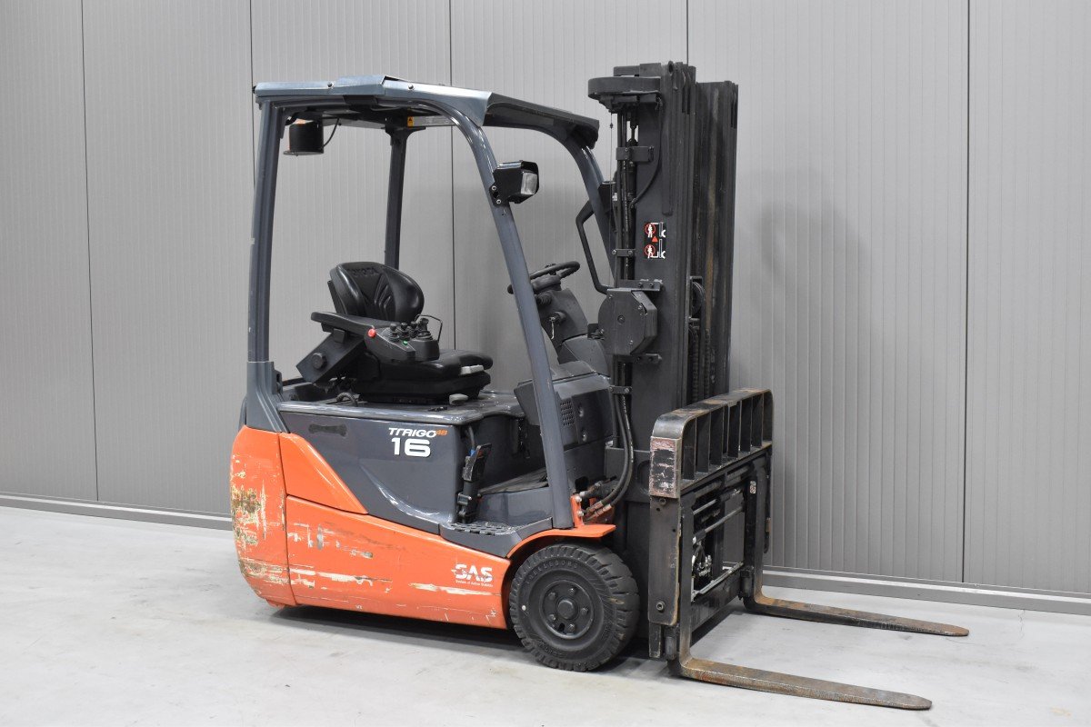 Gabelstapler Gebraucht kaufen – Toyota 8FBEKT16 mit Elektro in Österreich