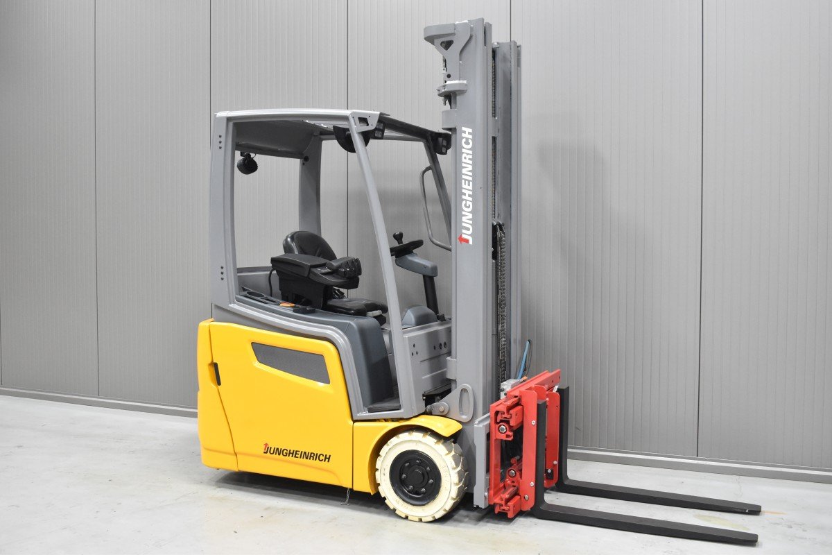 Gabelstapler Gebraucht kaufen – Jungheinrich EFG 213 mit Elektro in Österreich