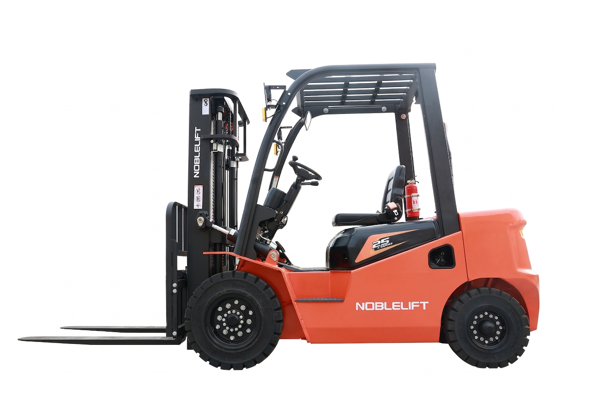 Gabelstapler Gebraucht kaufen – Noblelift CPCD 25 mit Diesel in Österreich