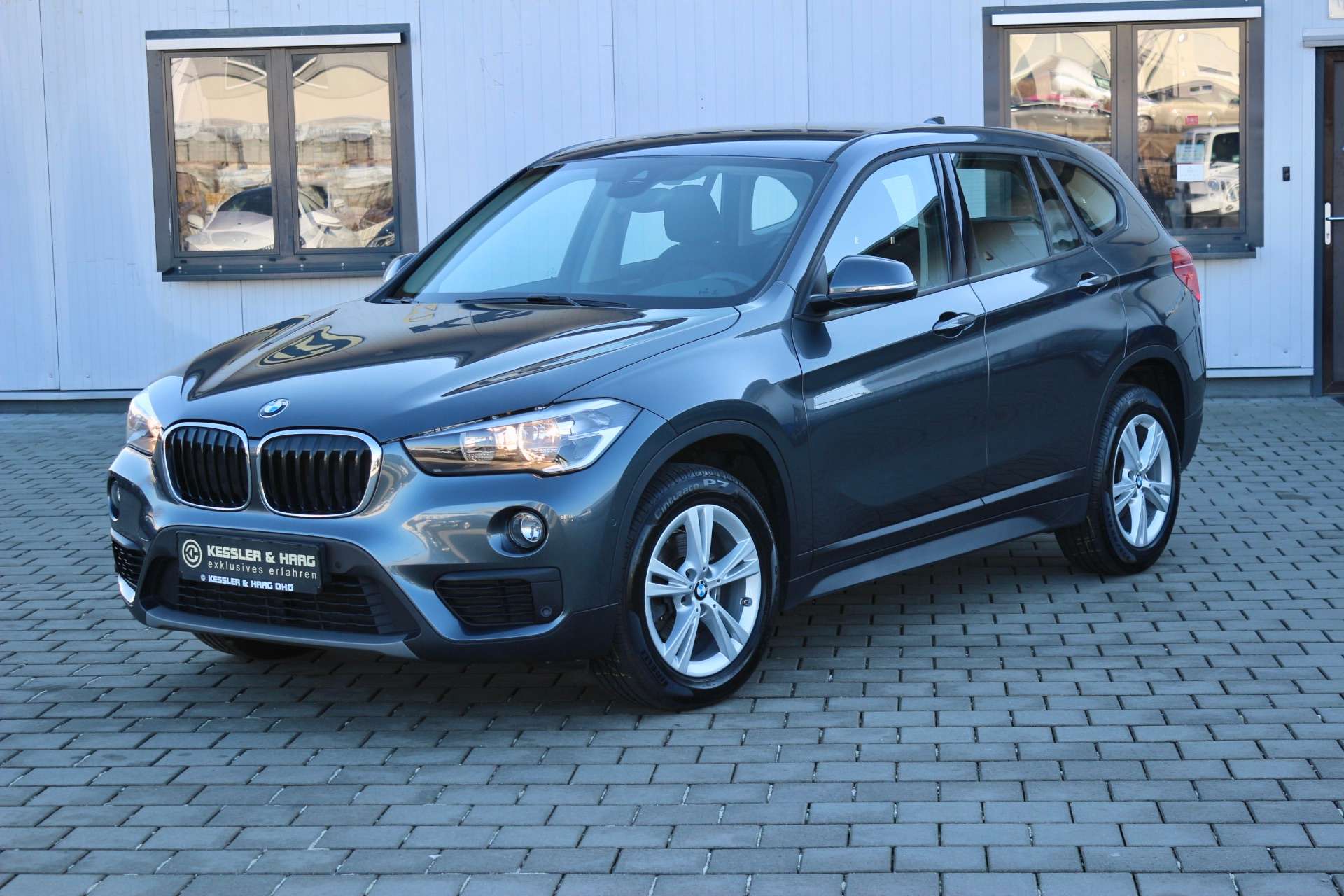 BMW X1 sDrive 18 d Business PDC NAVI 1HD 8xALU GARANTIE