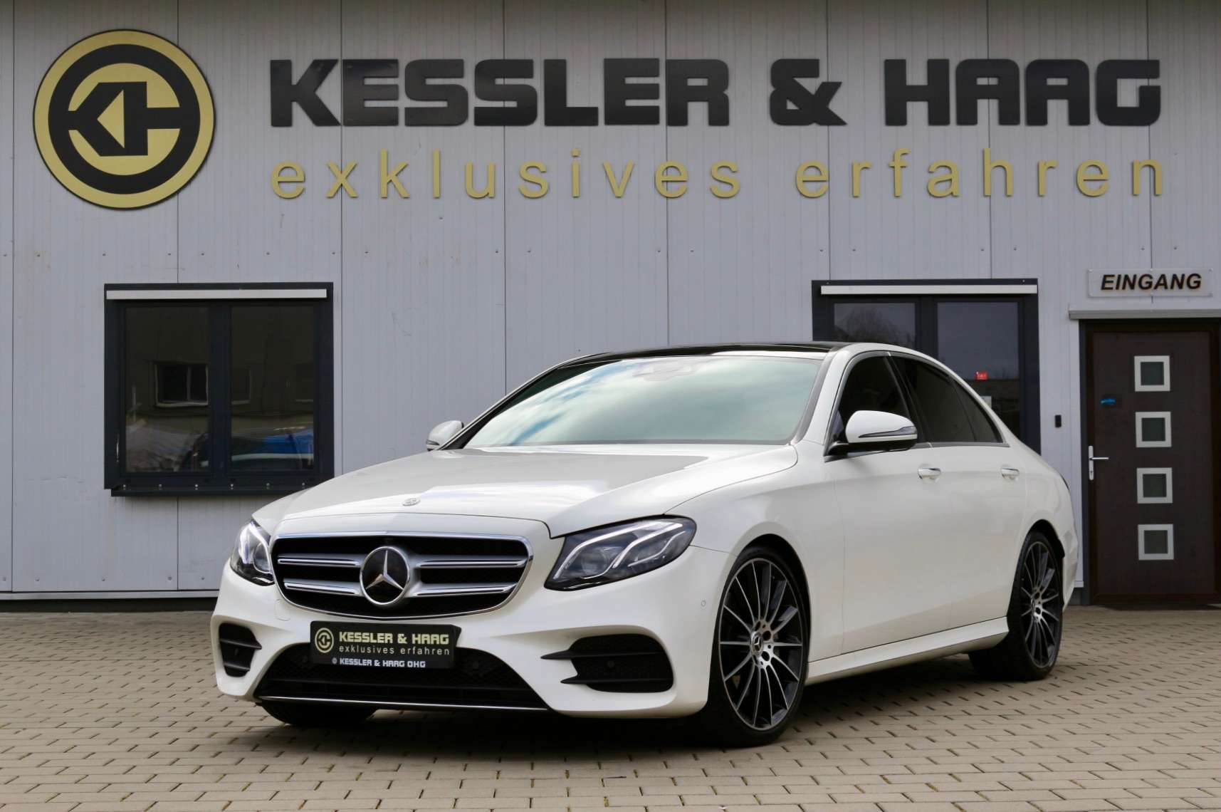 Mercedes-Benz E 350 d AMG-Line Distronic+ PANO HUP Burmester