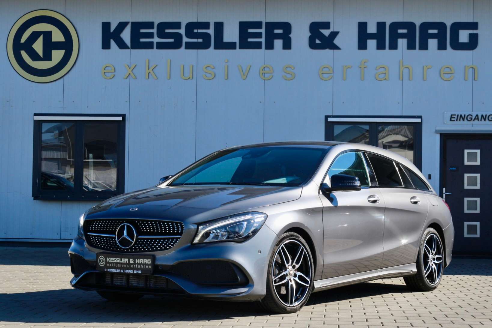 Mercedes-Benz CLA 220*AMG-Line*4-Matic* Key-Go Night-Packet