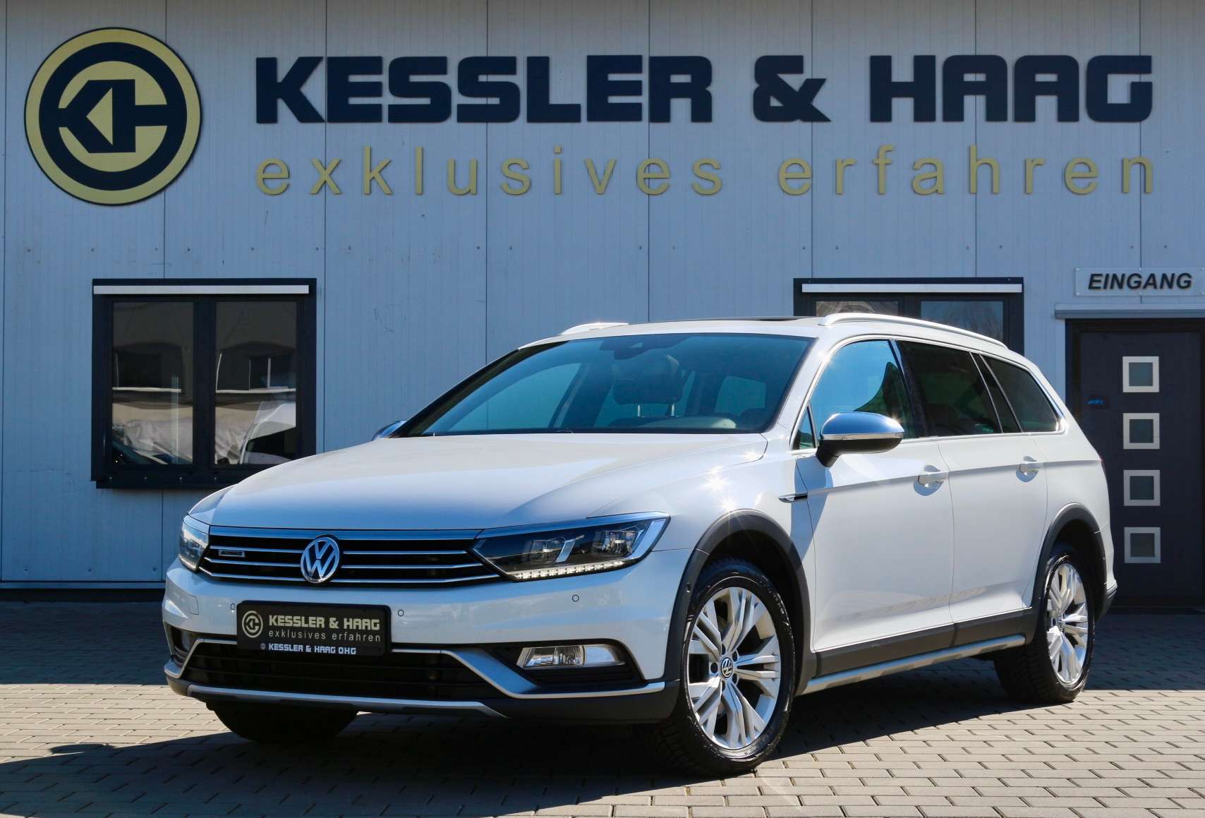 Volkswagen Alltrack 2.0 TSI ACC Pano AHK Kamera StandH