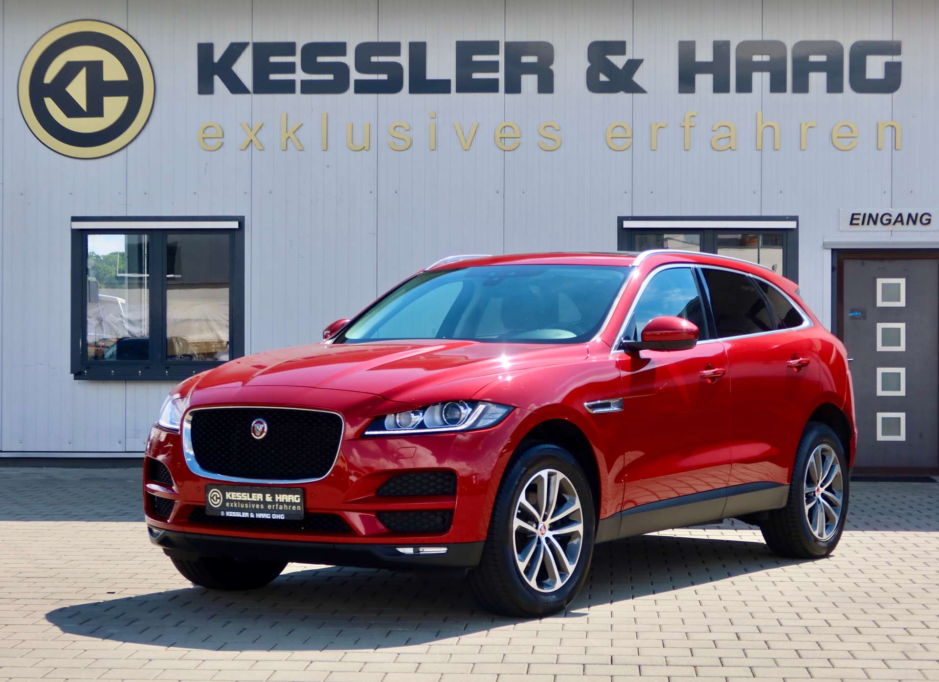 Jaguar F-PACE 20d*AWD*PRESTIGE*PANO*AHK*1HD*