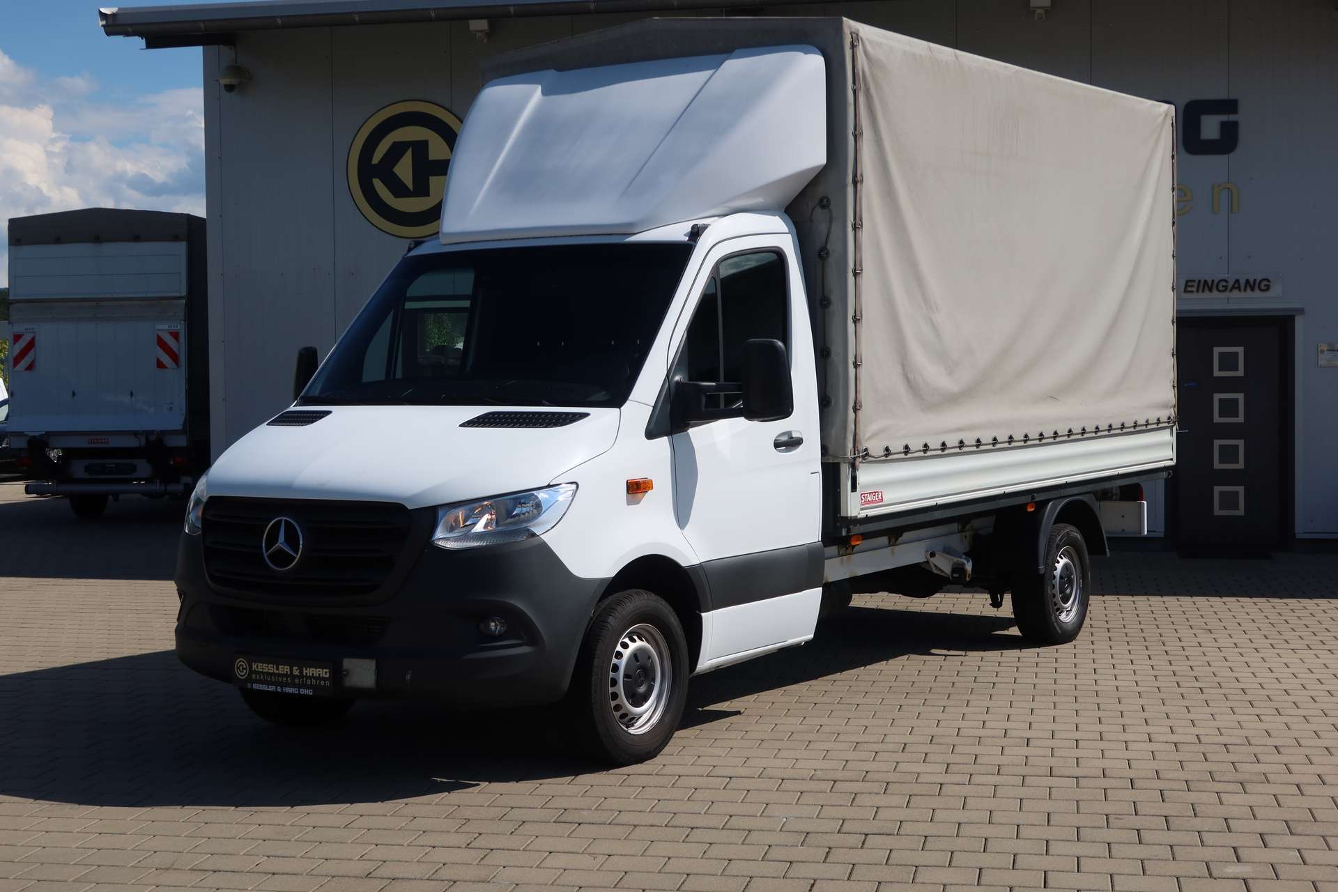 Mercedes-Benz Sprinter 316 CDI RWD L3 LUFT 3SITZE 1HAND