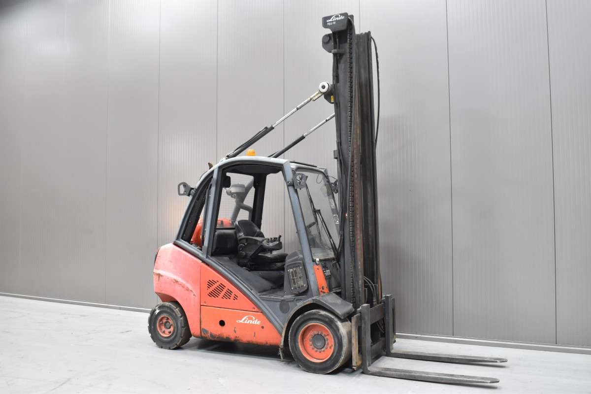 Linde H 35 T - 01