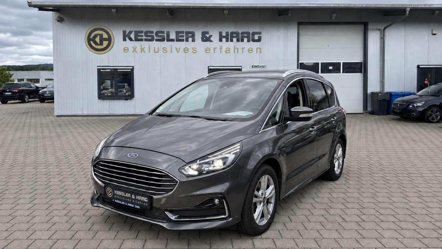 Ford S-MAX Hybrid Titanium 7-Sitzer · LED · Winterreifen · Kamera