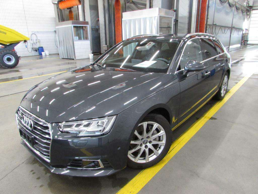 Audi A4 Avant design quattro virtual