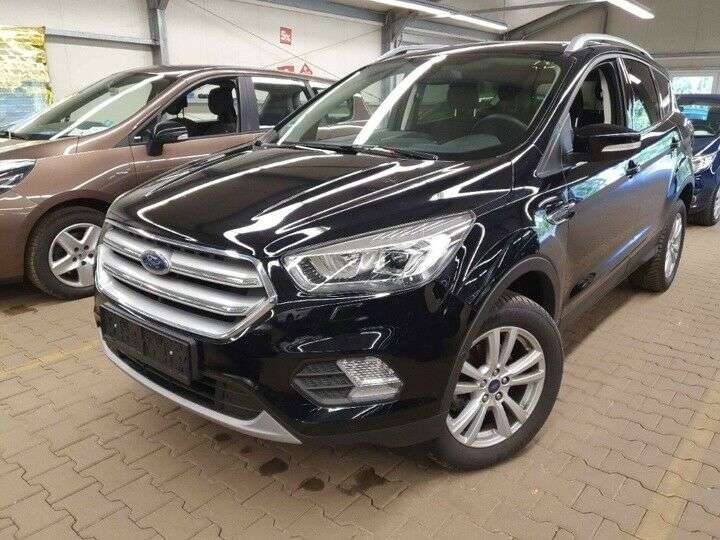 Ford Kuga1,5 EcoBoost 4x2 110kW Cool&Connect/WinterP.