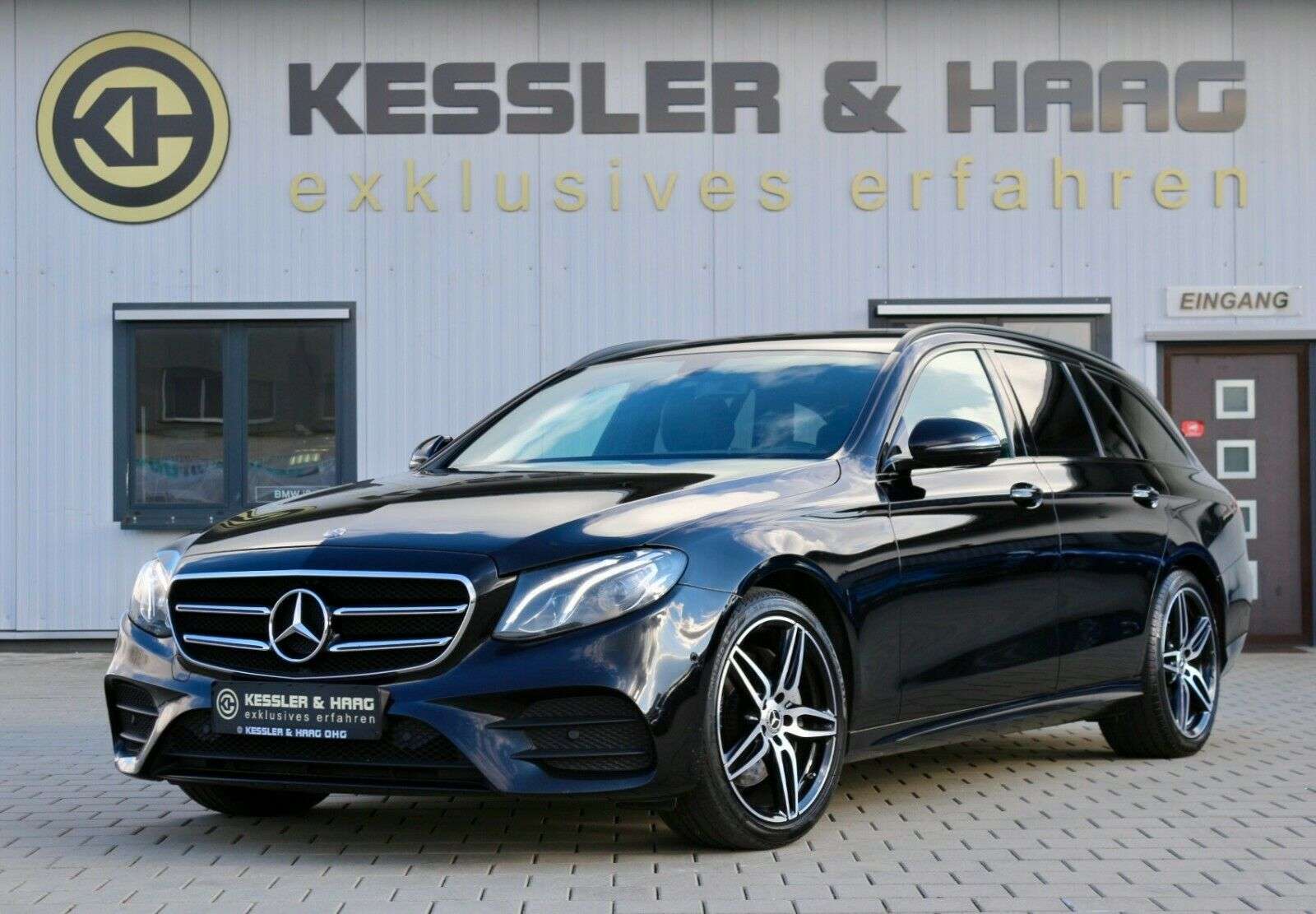 Mercedes-Benz E 220 d AMG-Line/NightPaket/LED/AHK/Kamera/1HD/