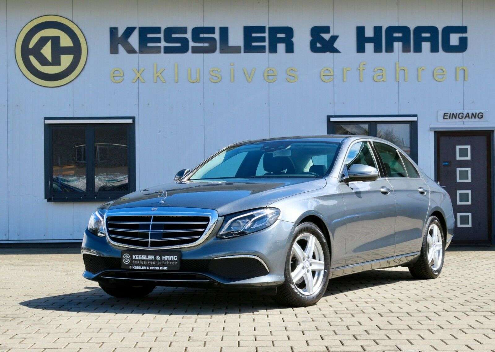 Mercedes-Benz E 220 d 9G Exclusive+Luft+Masage+Key-Go+1HD+