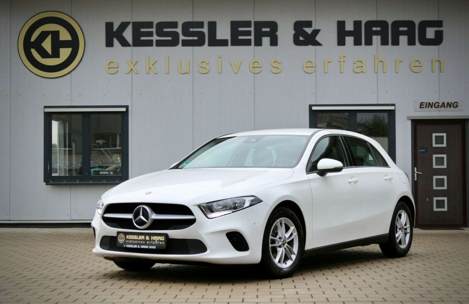 Mercedes-Benz A 200 M-BUX KeyGo Navi PDC LED Garantie 1Hand