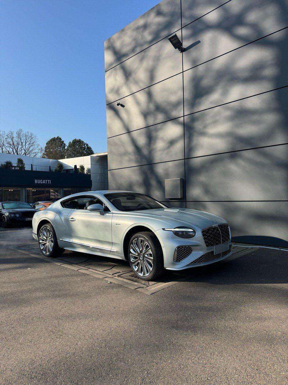 Bentley CONTINENTAL GT V8 Mulliner Breeze
