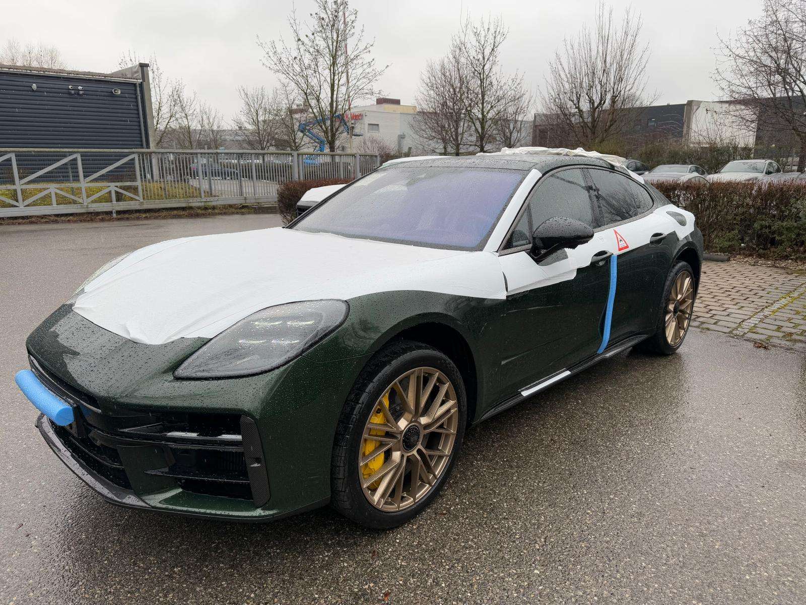 Porsche Panamera Turbo E-Hybrid Porsche Code: PS4VEI35