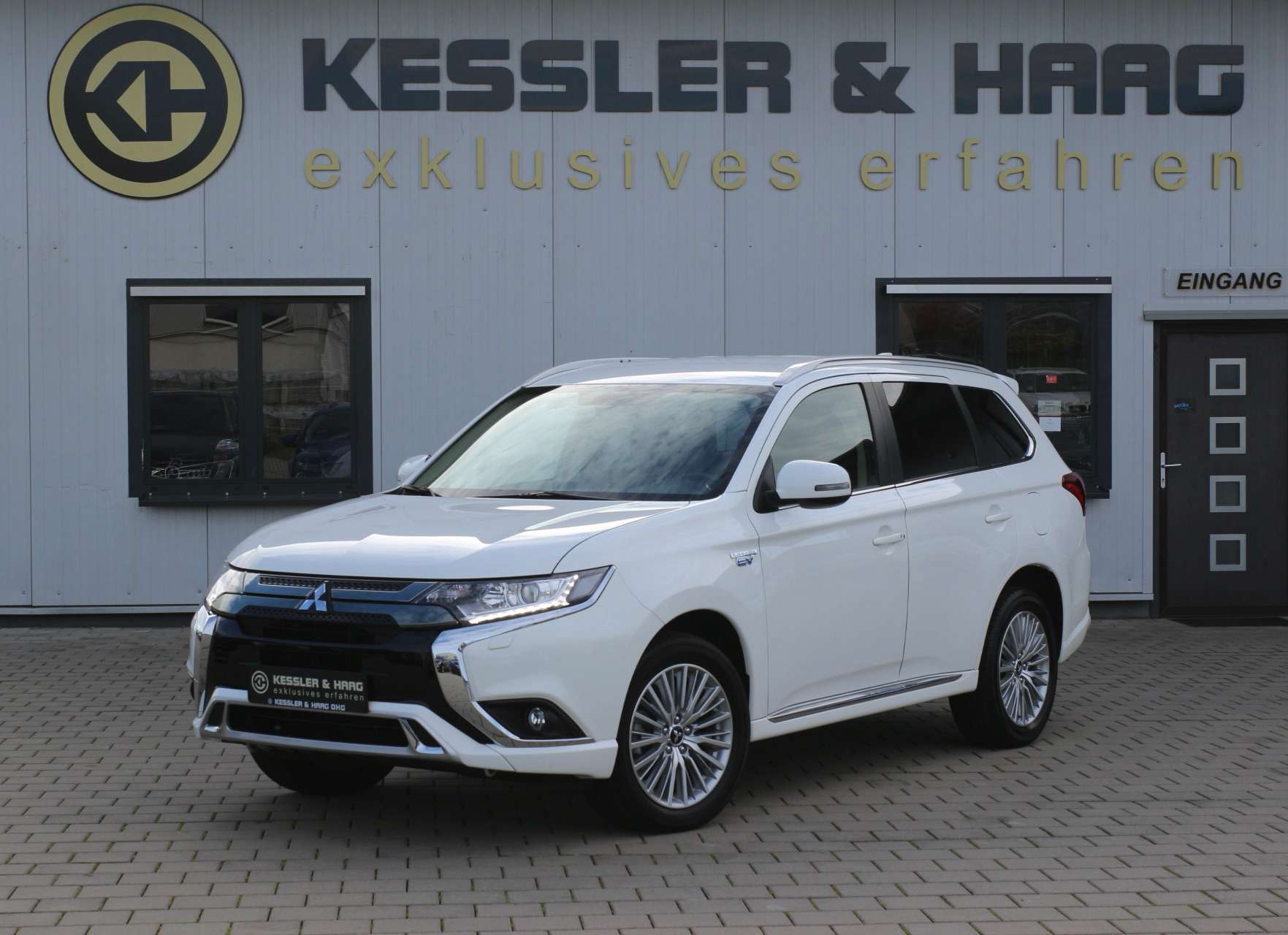 Mitsubishi Outlander 2.4 PHEV 4WD Plug-In Hybrid LED/Kamera