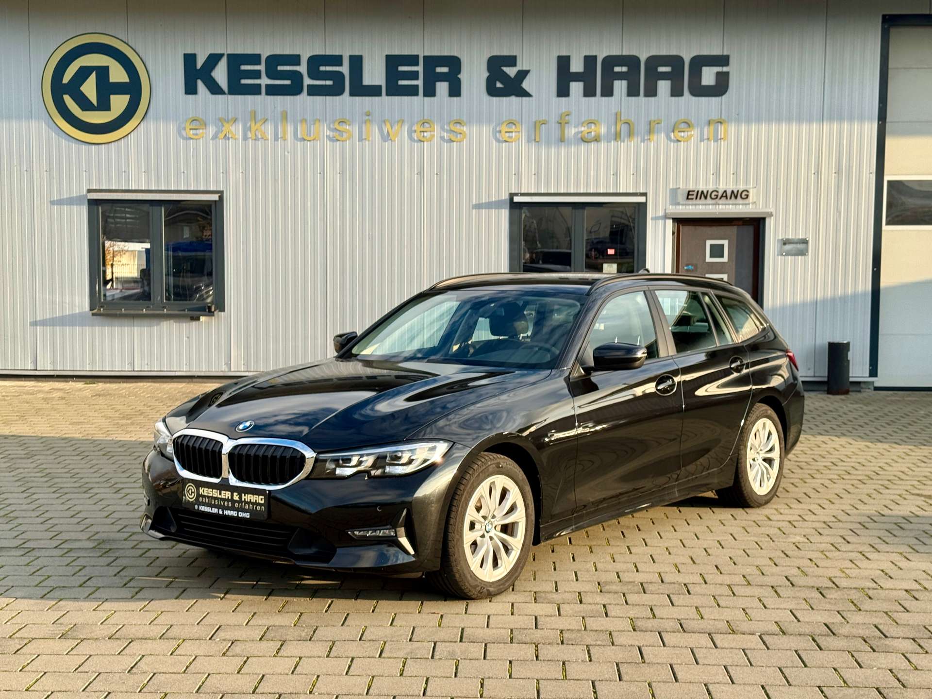 BMW 320 d xDrive Advantage /DAB/PDC/NAVI/SHZ/1Hnd