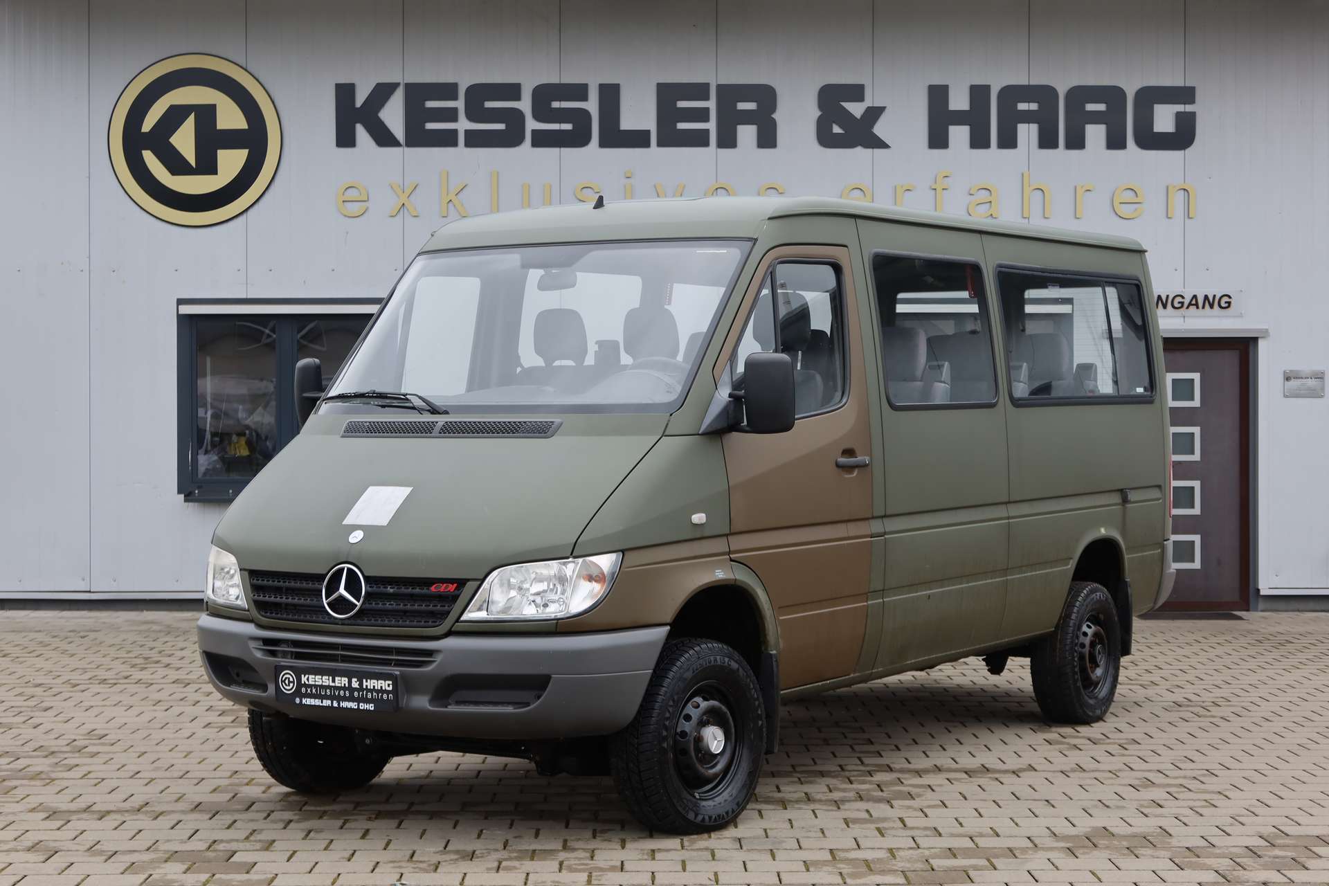 Mercedes-Benz Sprinter 11 / 9 Sitzer 313 CDI 4x4, 129 PS