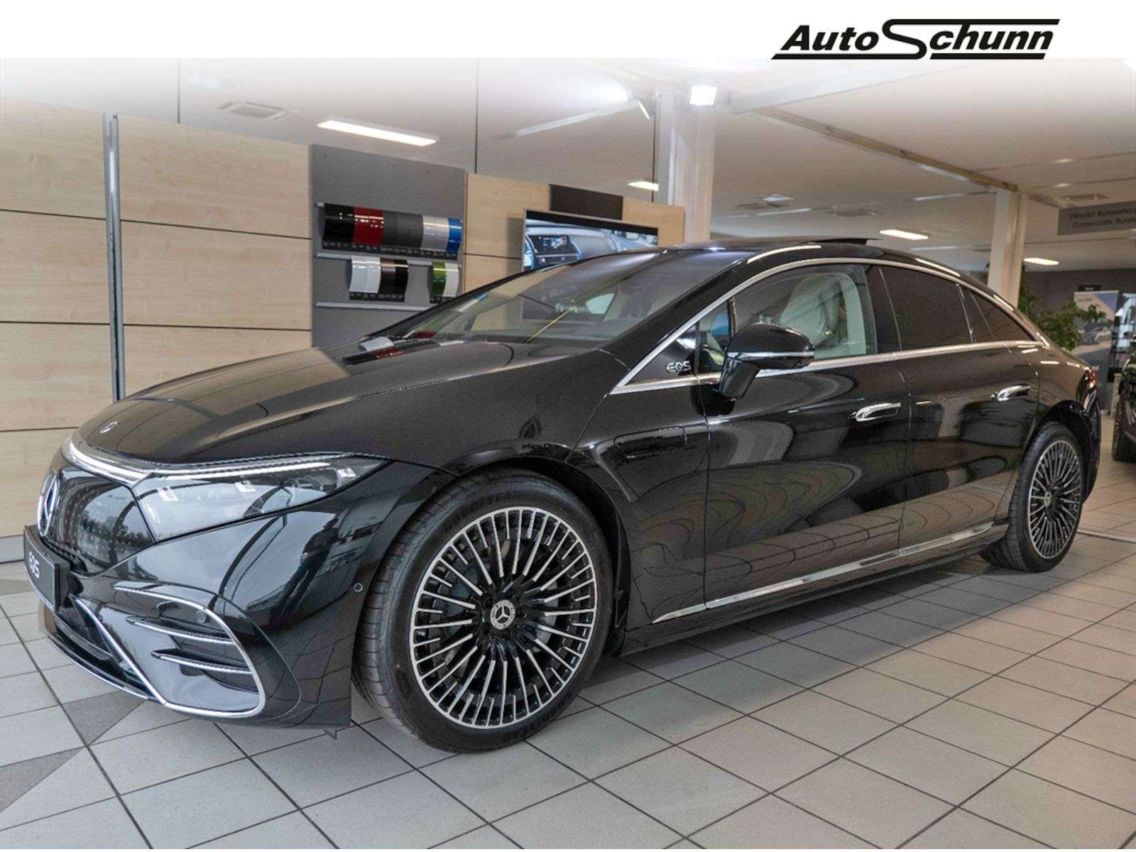 Mercedes-Benz EQS 580 4M AMG PREMIUM+MCONTUR+HYPER-SCREEN