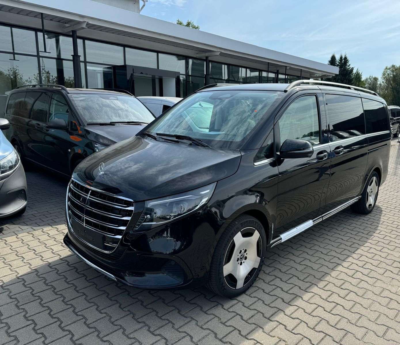 Mercedes-Benz V 300 d EXCLUSIVE 4MATIC lang