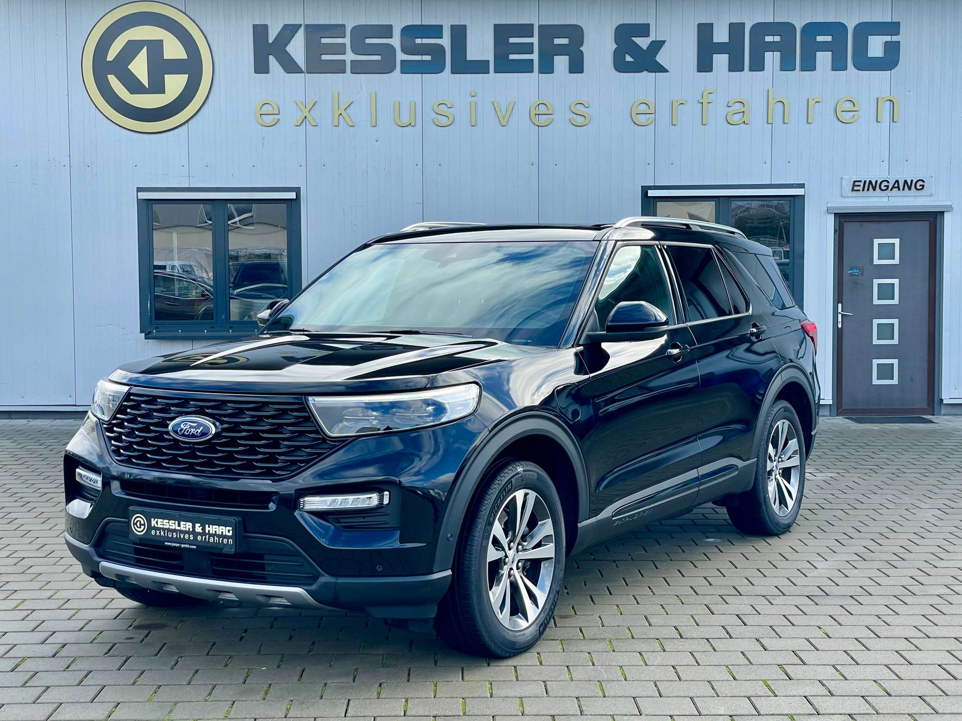 Ford Explorer 3.0 Platinum Plug-in-Hybrid 4x4 Voll