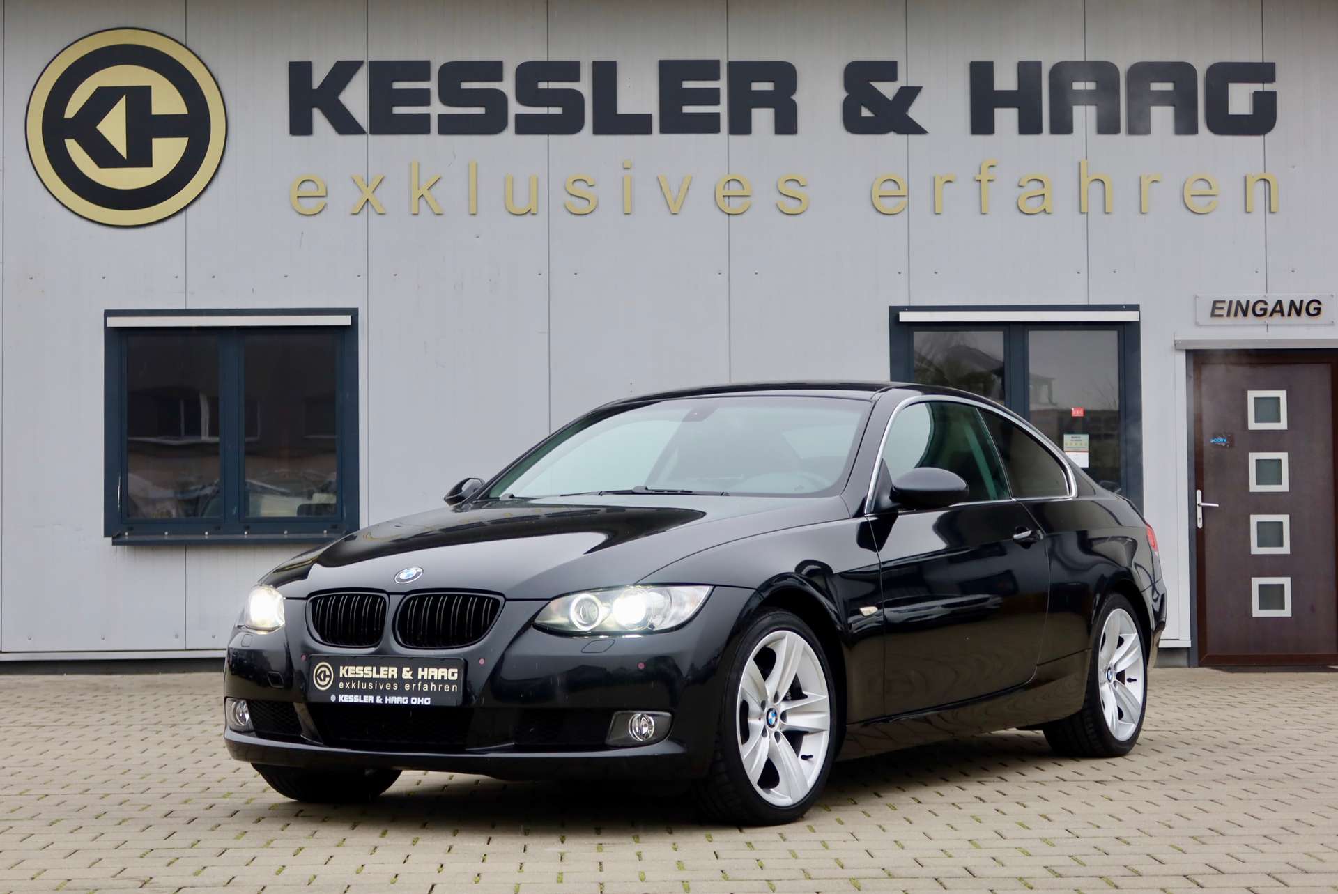 BMW 330i xDrive#SPORT#TEMP#XENON#PROFES#8xALU#
