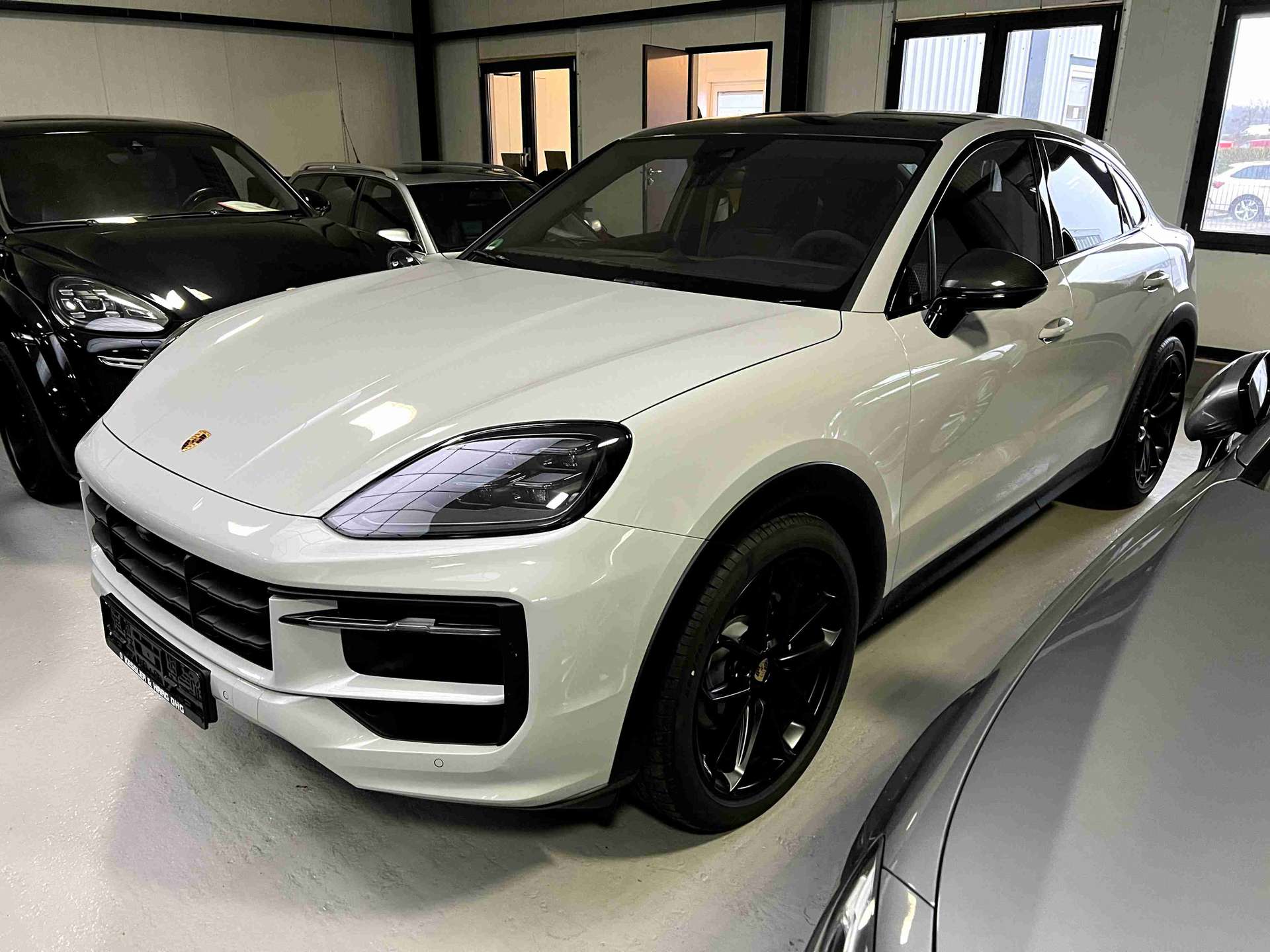 Porsche Cayenne Coupe Code: PRG9S5Q1 Porsche