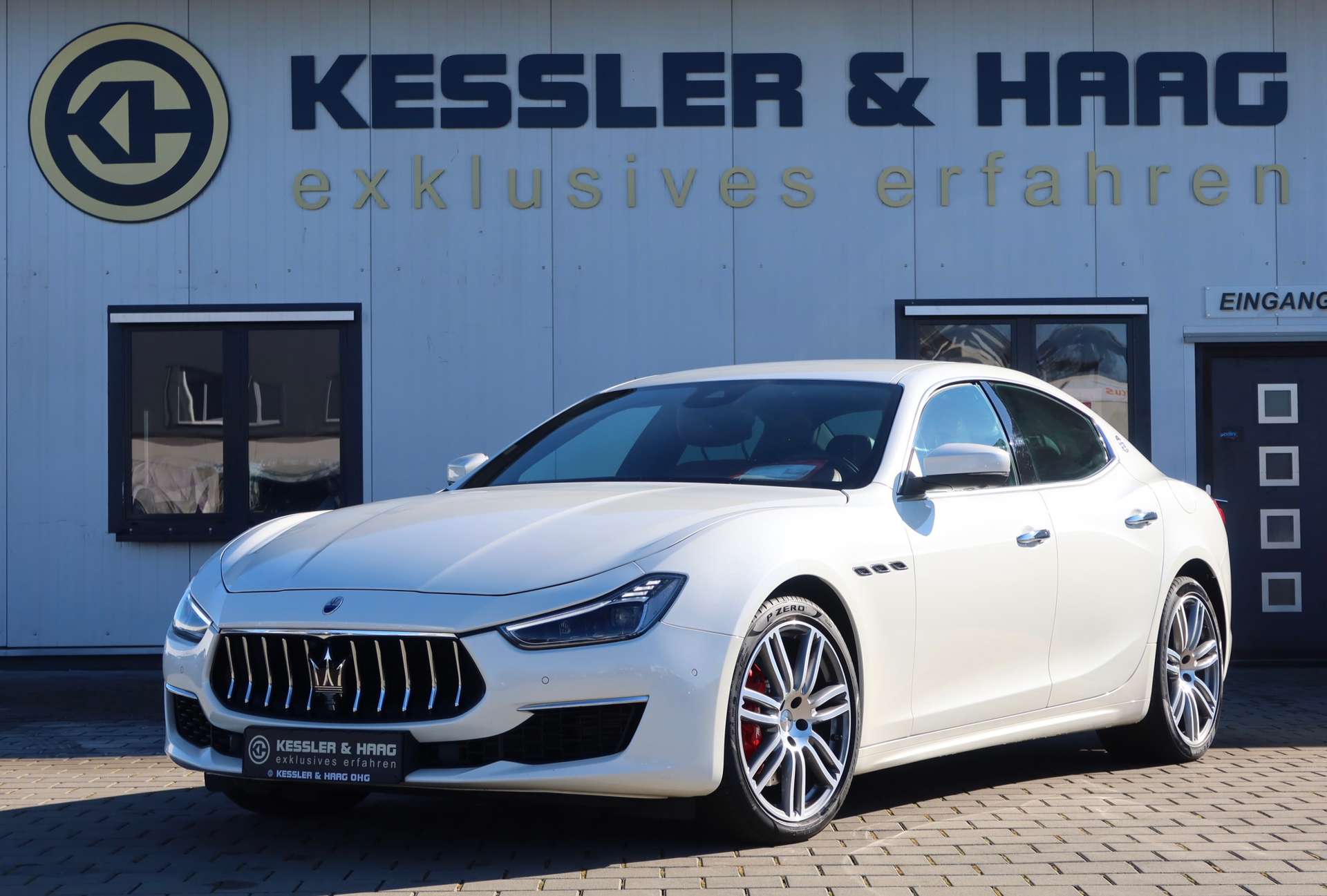 Maserati Ghibli S Q4 GranLusso/ACC/Key-Go/B&W/1HD/DEUTSCH/