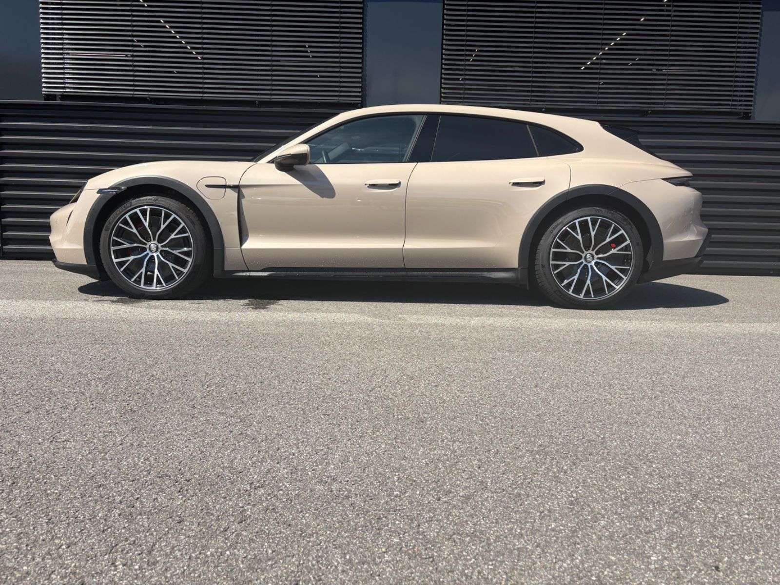 Porsche Taycan Cross Turismo 4 S-BOSE-INNO-HEAD UP