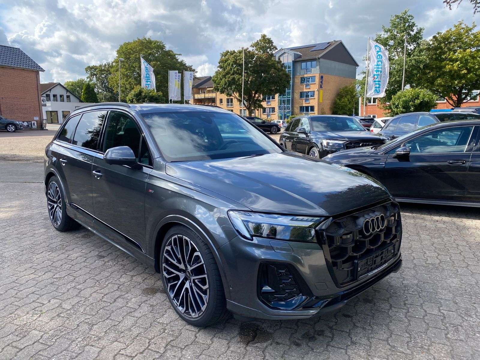 Audi Q7 50 TDI S line 7 Si Panorama Allradlenkung 22