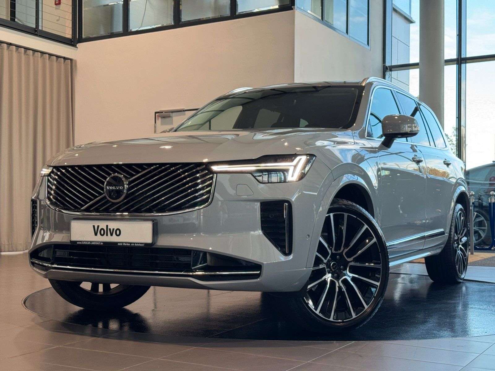 Volvo XC 90 B5 AWD Ultra Bright Luftf Sbel B&W AHK 7S