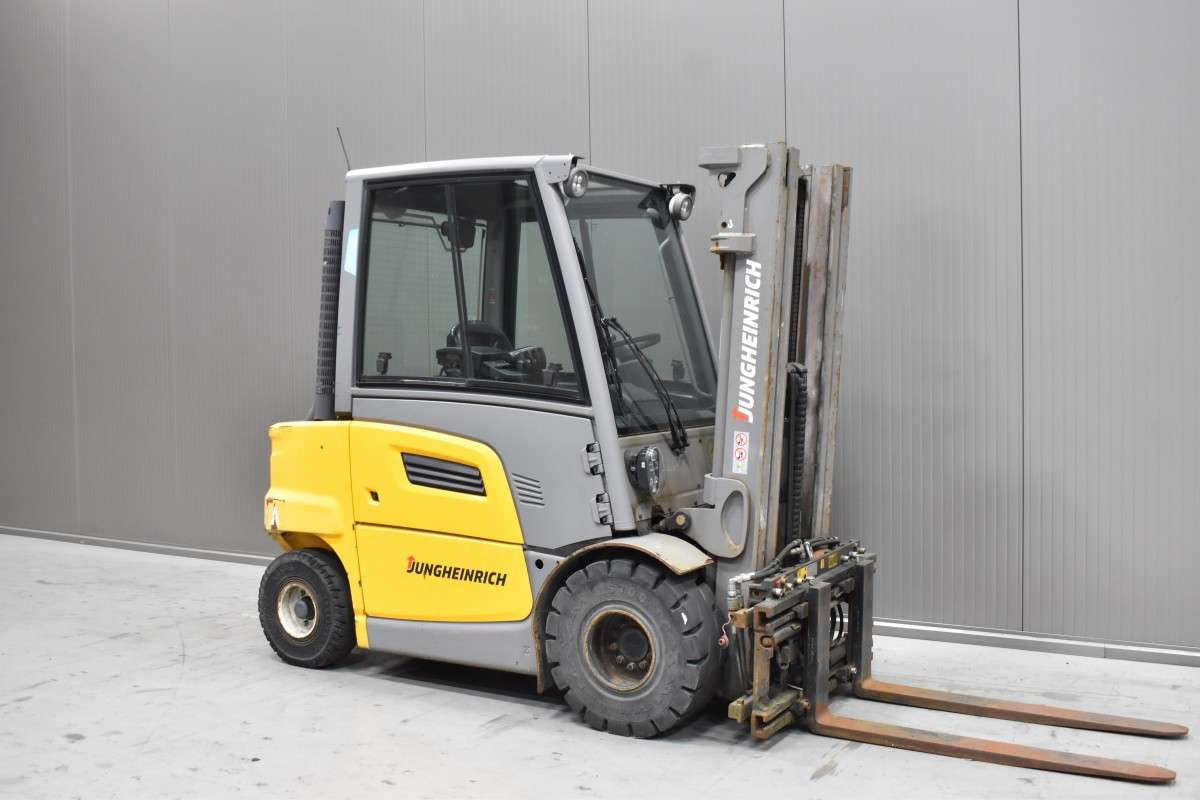 Jungheinrich DFG 425 s
