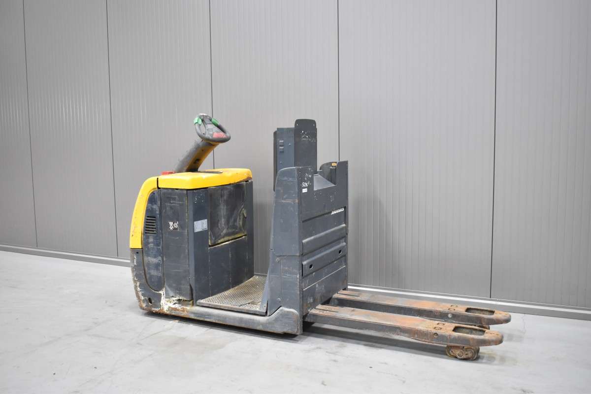 Jungheinrich ECE 220 HP