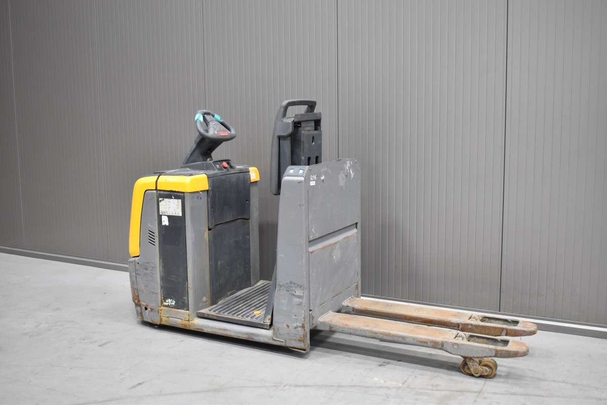 Jungheinrich ECE 220 HP