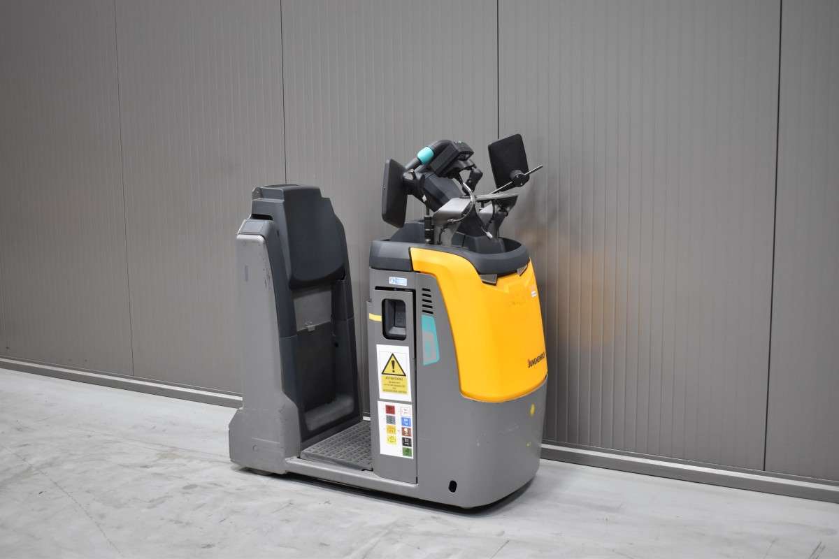 Jungheinrich EZS 130