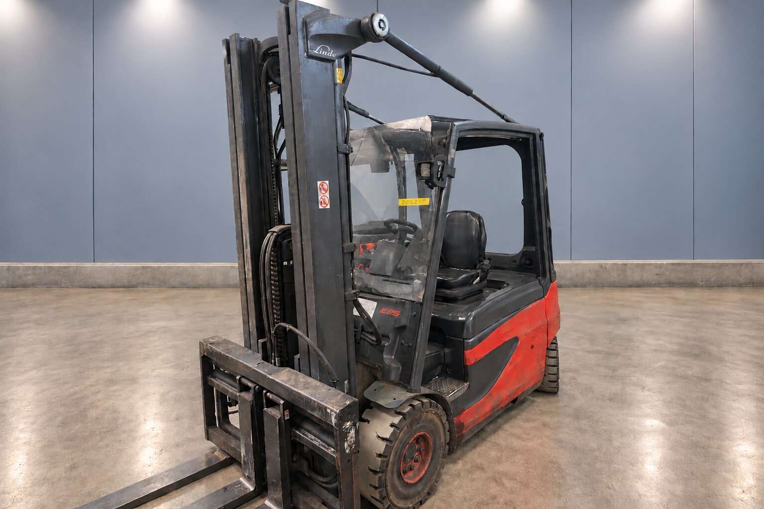 Linde E 25 L - 01