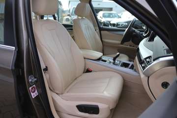 BMW X5 xDrive40e Performance PANO#1HD##KOMFORT# – Bild 12