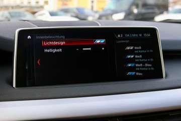 BMW X5 xDrive40e Performance PANO#1HD##KOMFORT# – Bild 21
