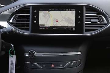 Peugeot 308 SW Active/Navi/SitzH/TOP – image 18