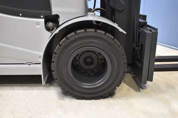 Still RX70-70 – Bild 8