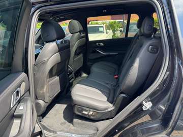 BMW X7 xDrive 40 d MSport*Panorama*Laser*Head Up*AHK – Bild 19